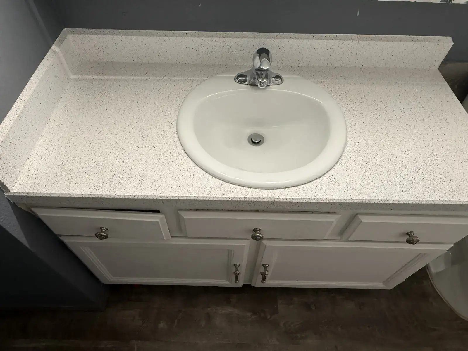 Sink Resurfacing by Grit Co